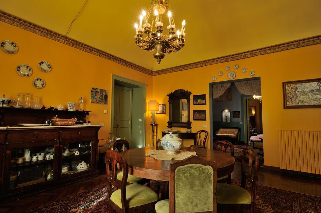 La Dimora Del Genio Bed & Breakfast ปาแลร์โม ภายนอก รูปภาพ