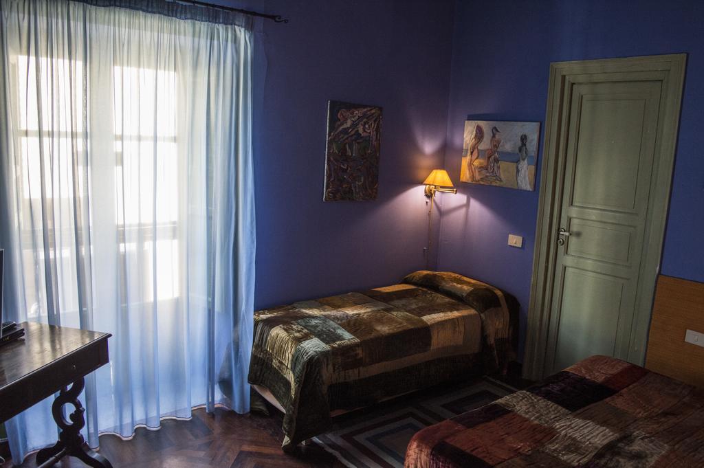 La Dimora Del Genio Bed & Breakfast ปาแลร์โม ภายนอก รูปภาพ